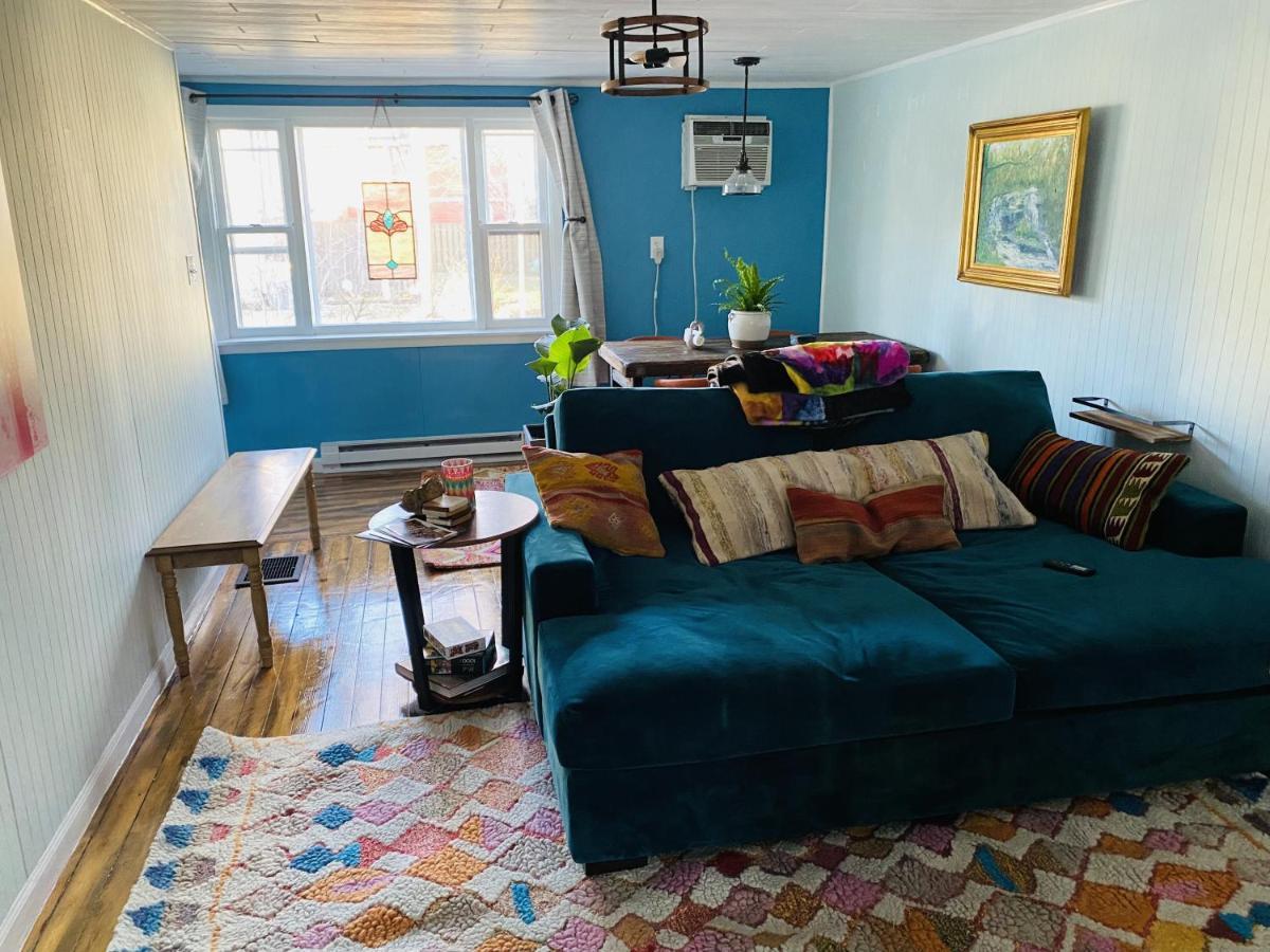 Boho-Chic Travel Pad - Unit 2 Apartment Bloomington Bagian luar foto