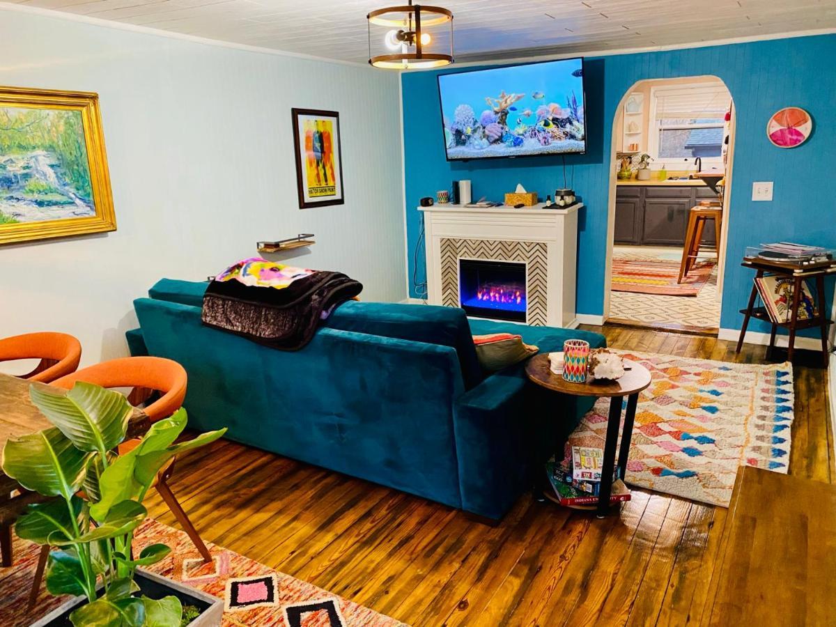 Boho-Chic Travel Pad - Unit 2 Apartment Bloomington Bagian luar foto