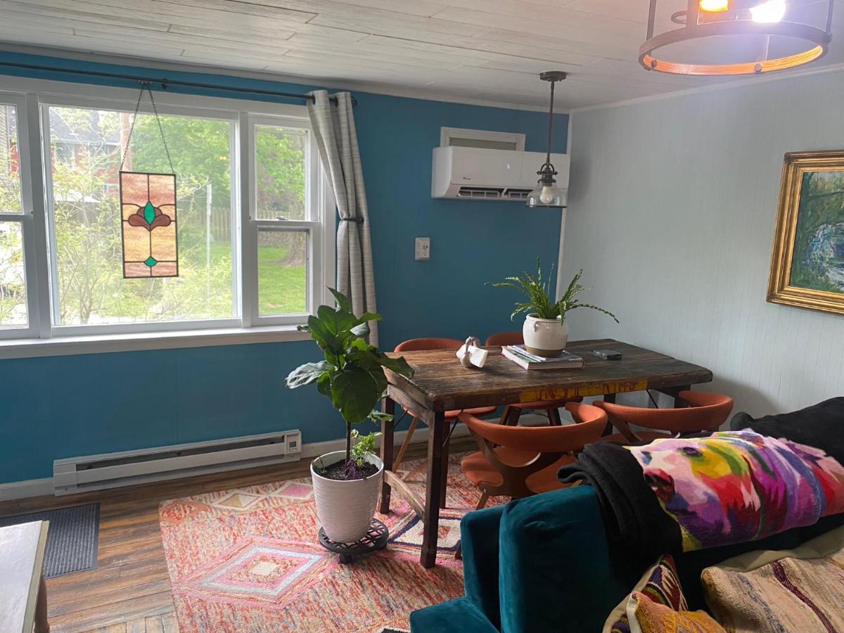 Boho-Chic Travel Pad - Unit 2 Apartment Bloomington Bagian luar foto